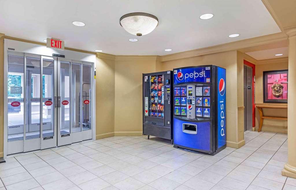 Extended Stay America Suites - Boston - Westborough - East Main Street Interior foto